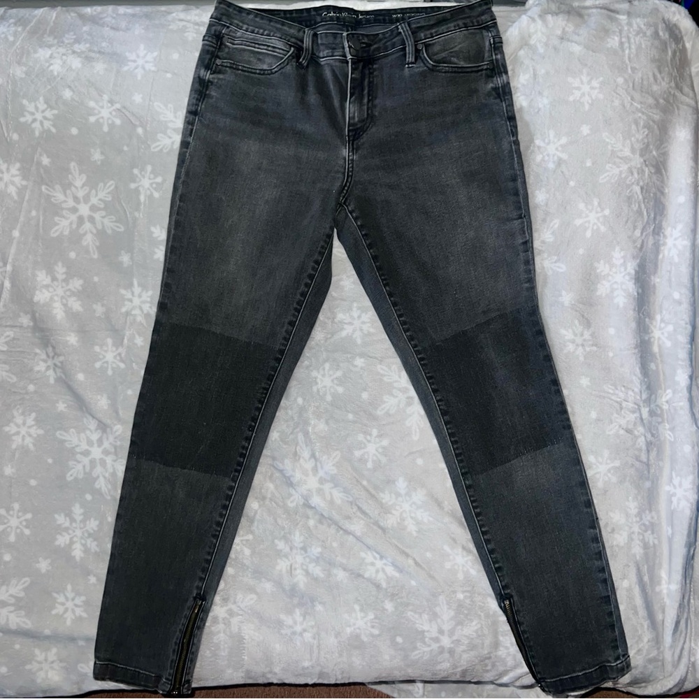 Calvin Klein Jeans Dark Gray Skinny Jeans (W30 fits US 8)